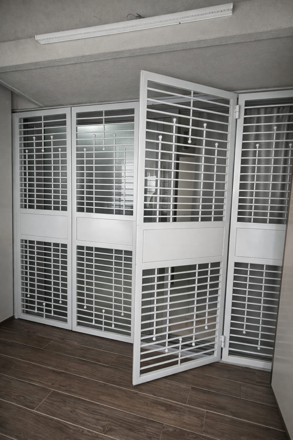 Rolling shutter installation in Pune